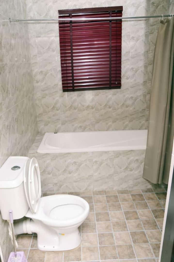 City Nest Hotel Ogombo Bagian luar foto